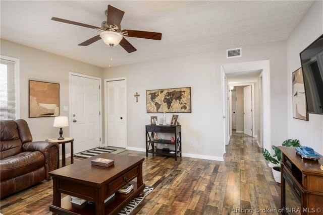 2316 Dunbar Drive, Jeffersonville, IN 47130