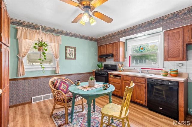 1308 Troy Road, Edwardsville, IL 62025