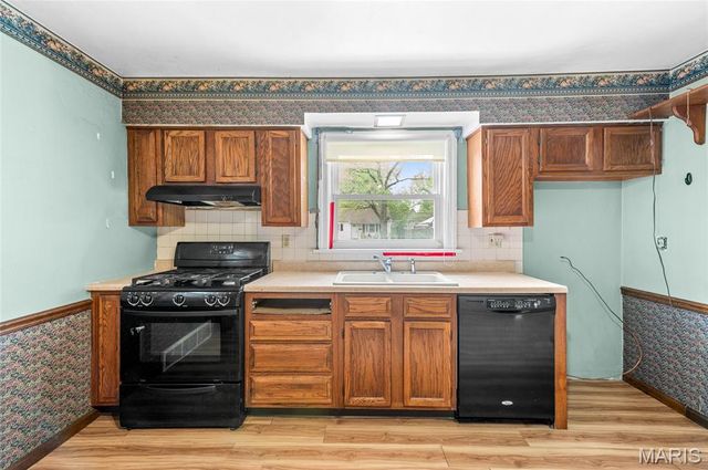 1308 Troy Road, Edwardsville, IL 62025