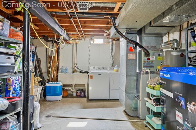 34839 Beaver Drive, Sterling Heights, MI 48312