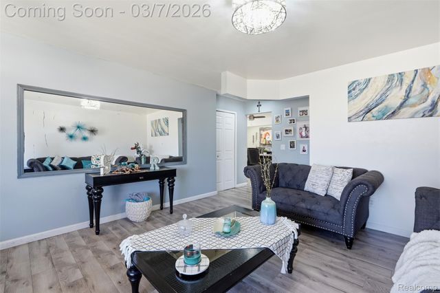 34839 Beaver Drive, Sterling Heights, MI 48312