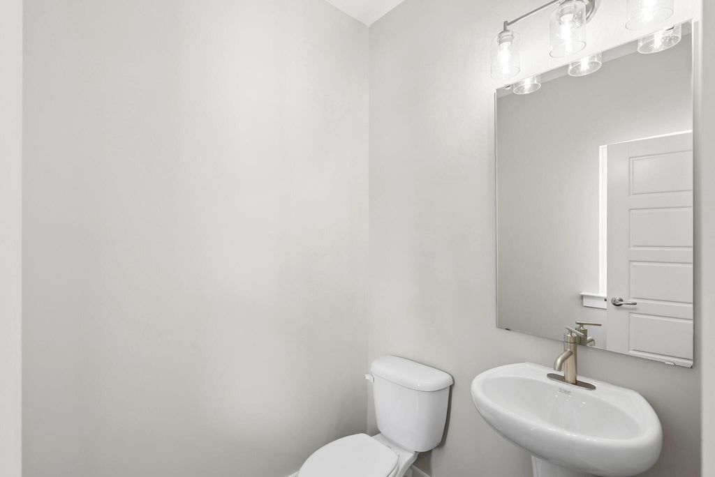 Image 14 of property listing at 193 Lazy Acres Loop, Summerville, SC 29483