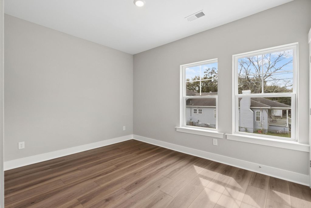 Image 27 of property listing at 193 Lazy Acres Loop, Summerville, SC 29483