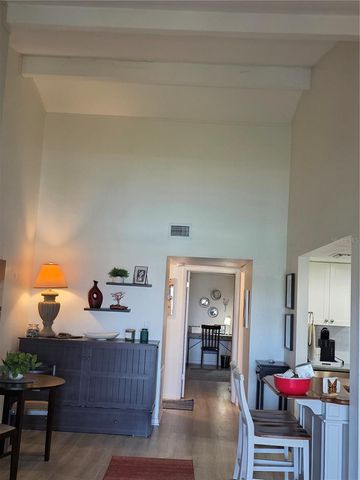 511 PLAZA SEVILLE COURT 24, Treasure Island, FL 33706