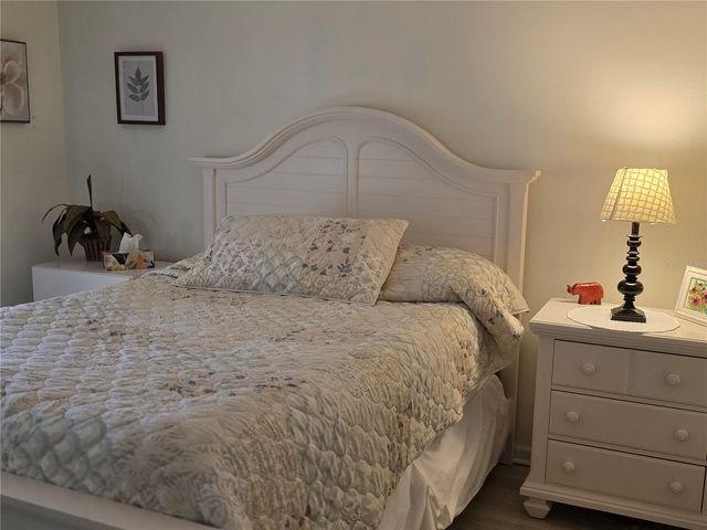 511 PLAZA SEVILLE COURT 24, Treasure Island, FL 33706