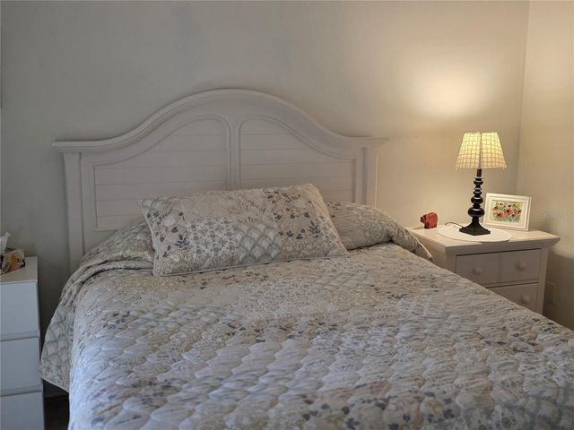 511 PLAZA SEVILLE COURT 24, Treasure Island, FL 33706