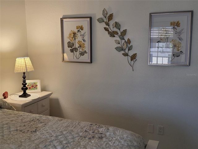 511 PLAZA SEVILLE COURT 24, Treasure Island, FL 33706