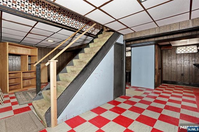 140 Carlyle Court, Carlstadt, NJ 07072