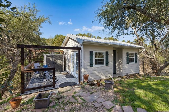 515 Valley Ridge, Canyon Lake, TX 78133