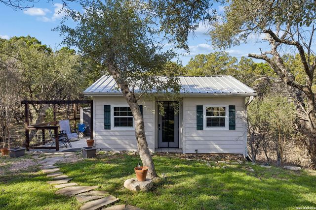 515 Valley Ridge, Canyon Lake, TX 78133