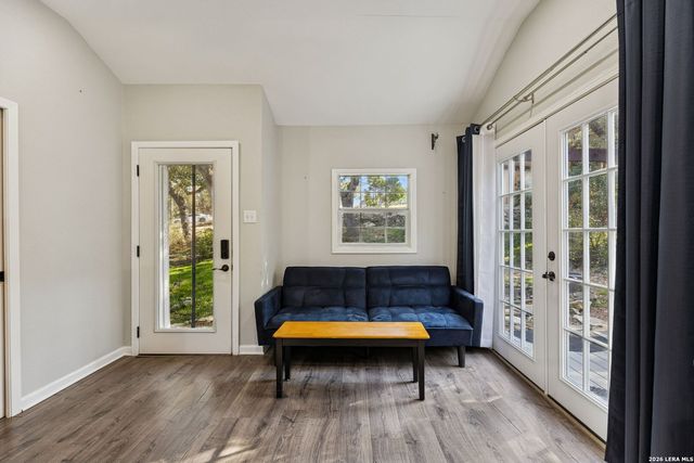 515 Valley Ridge, Canyon Lake, TX 78133