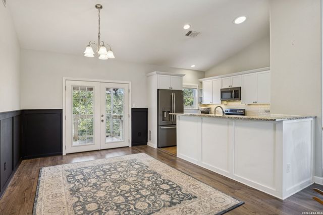 515 Valley Ridge, Canyon Lake, TX 78133