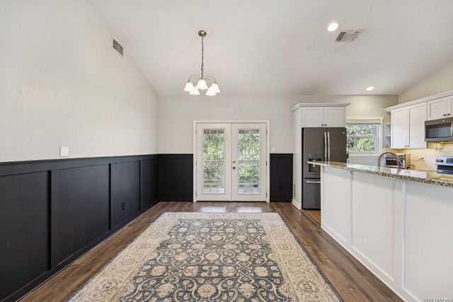 515 Valley Ridge, Canyon Lake, TX 78133