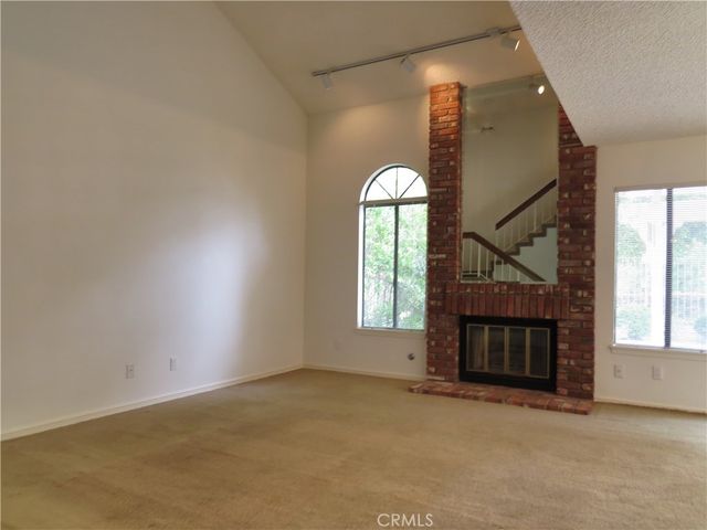 19424 Crystal Ridge Lane, Porter Ranch, CA 91326