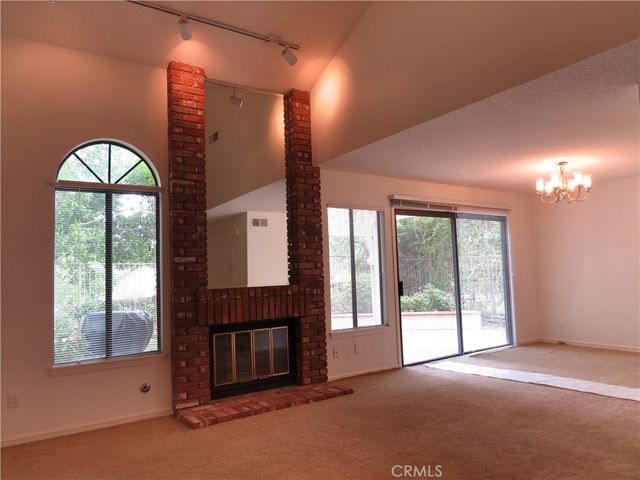 19424 Crystal Ridge Lane, Porter Ranch, CA 91326