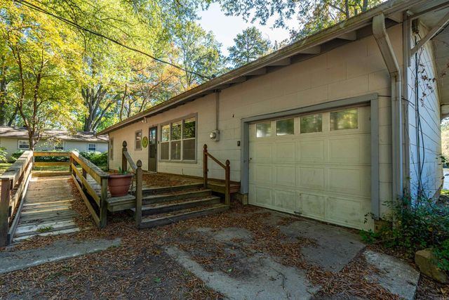 131 Snug Harbor Drive, Hot Springs, AR 71901