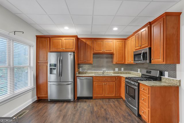 105 Kensington Pond Court, Roswell, GA 30075