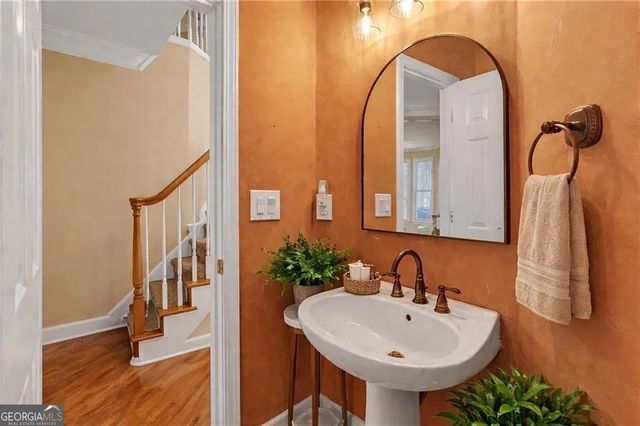 105 Kensington Pond Court, Roswell, GA 30075