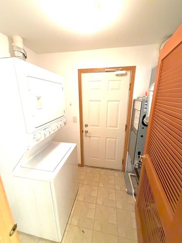 2314 Woodside Drive 34-C-2, Carpentersville, IL 60110