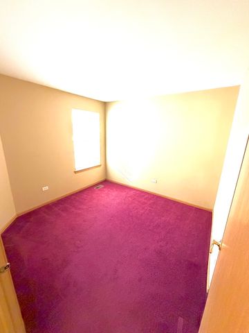 2314 Woodside Drive 34-C-2, Carpentersville, IL 60110