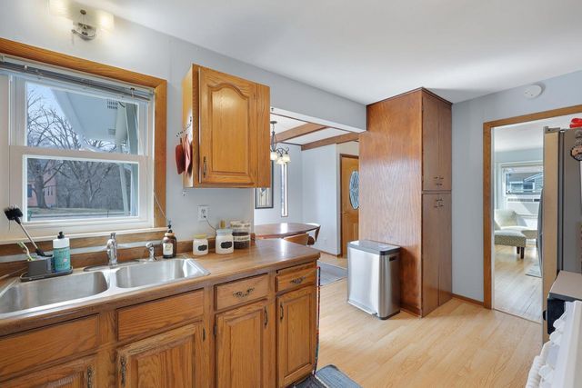 4755 Dominick Drive, Minnetonka, MN 55343