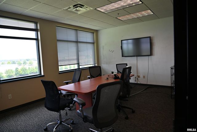 3161 W White Oaks Dr Ste 302, Springfield, IL 62704