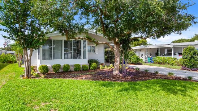 3109 MANATEE ROAD, Tavares, FL 32778