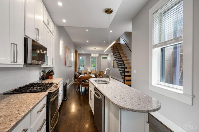 120 W Fourteenth Street, Cincinnati, OH 45202