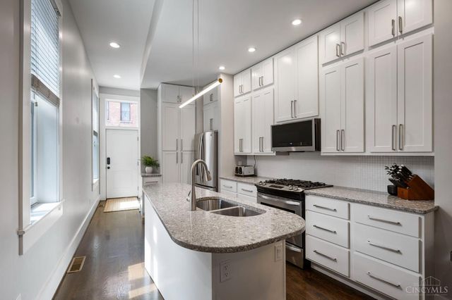 120 W Fourteenth Street, Cincinnati, OH 45202
