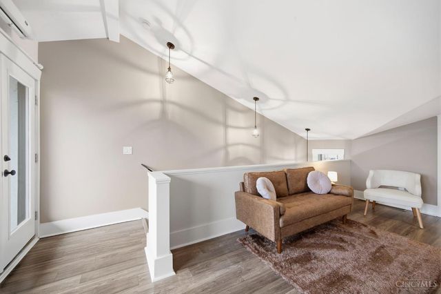 120 W Fourteenth Street, Cincinnati, OH 45202