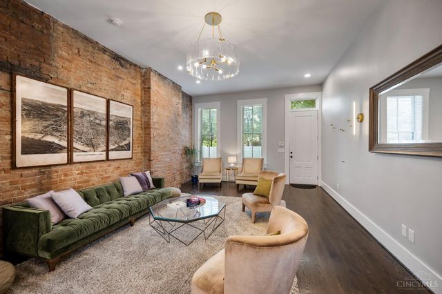 120 W Fourteenth Street, Cincinnati, OH 45202