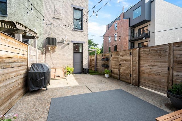 120 W Fourteenth Street, Cincinnati, OH 45202