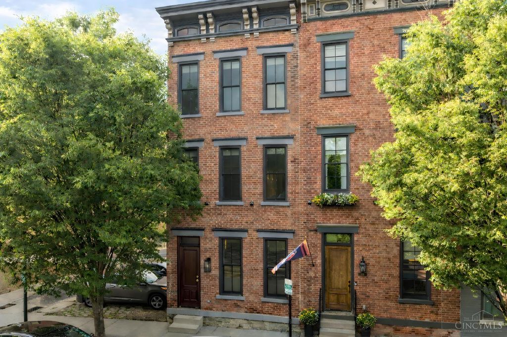 120 W Fourteenth Street, Cincinnati, OH 45202