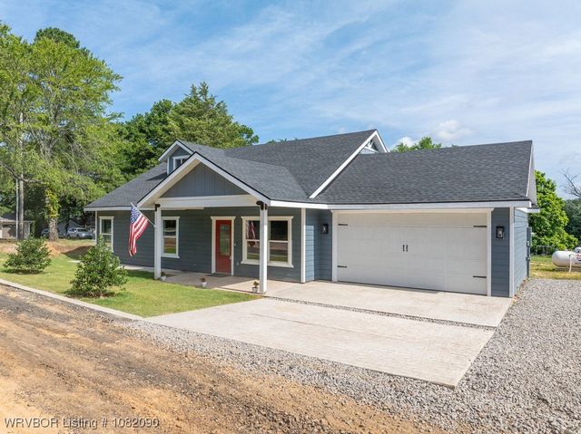 1303 Hoover Way, Alma, AR 72921