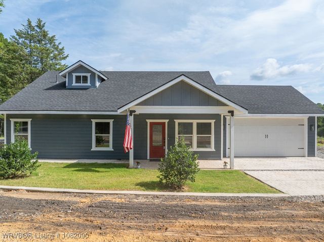 1303 Hoover Way, Alma, AR 72921