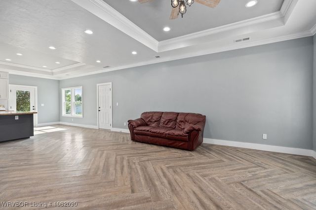 1303 Hoover Way, Alma, AR 72921