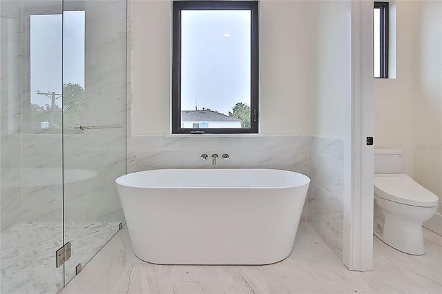 519 W DAVIS BOULEVARD, Tampa, FL 33606