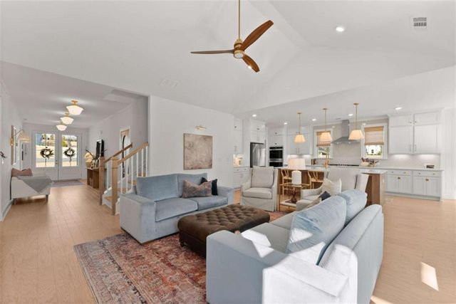 8415 AZURE OVERLOOK Trail, Gainesville, GA 30506