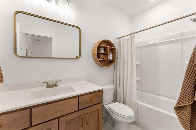 8415 AZURE OVERLOOK Trail, Gainesville, GA 30506