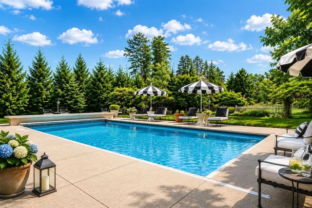 13309 Wilson Road, New Buffalo, MI 49117