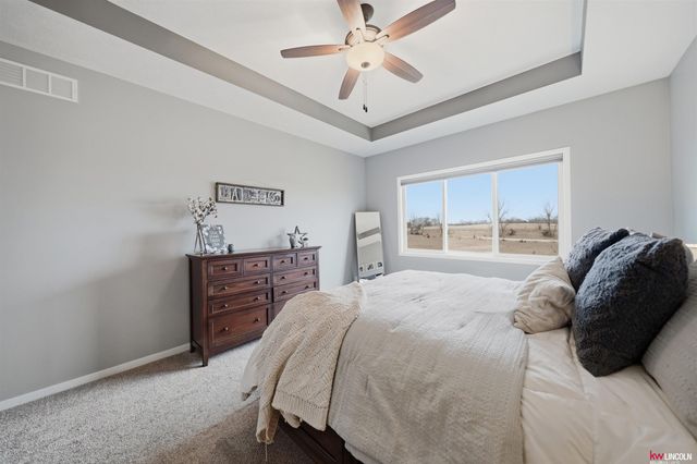 9930 Paris Court, Lincoln, NE 68339