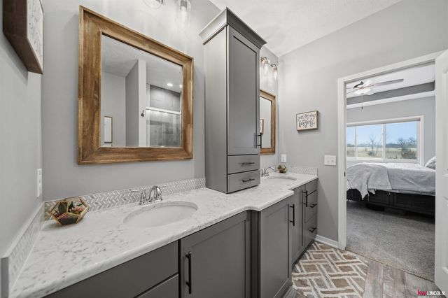 9930 Paris Court, Lincoln, NE 68339