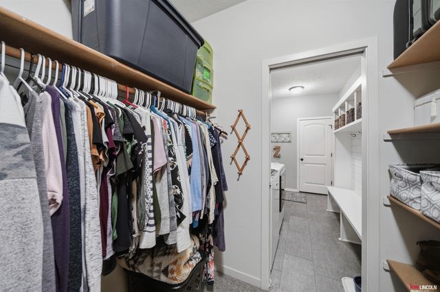 9930 Paris Court, Lincoln, NE 68339