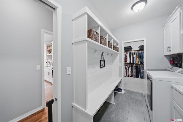 9930 Paris Court, Lincoln, NE 68339