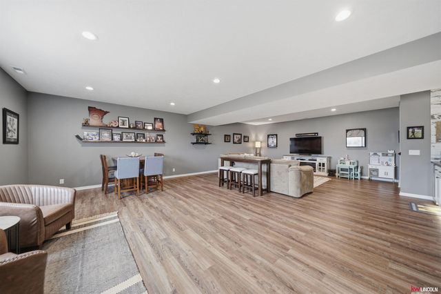 9930 Paris Court, Lincoln, NE 68339