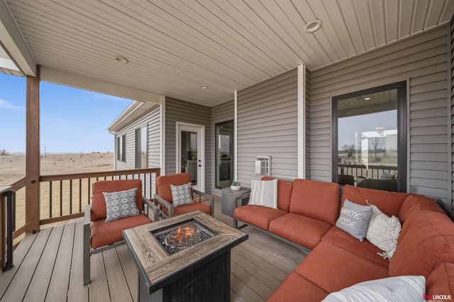 9930 Paris Court, Lincoln, NE 68339