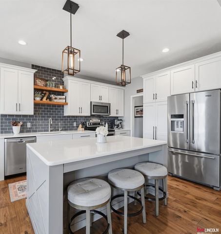 9930 Paris Court, Lincoln, NE 68339