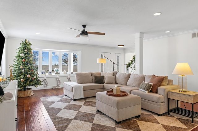 1189 County Road 200 E Road, Seymour, IL 61875