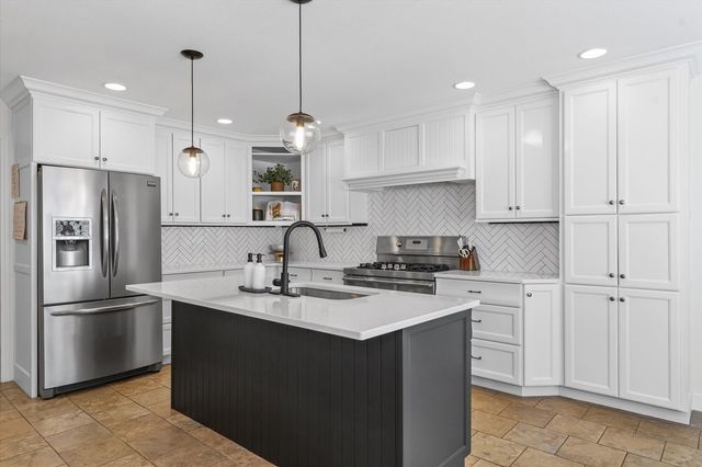 1189 County Road 200 E Road, Seymour, IL 61875