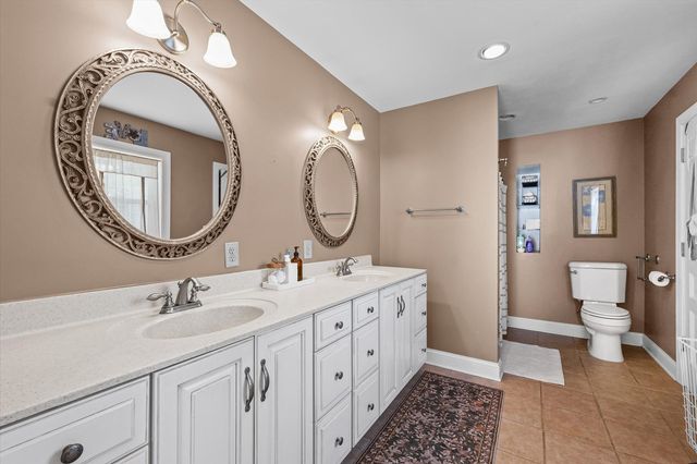 1189 County Road 200 E Road, Seymour, IL 61875